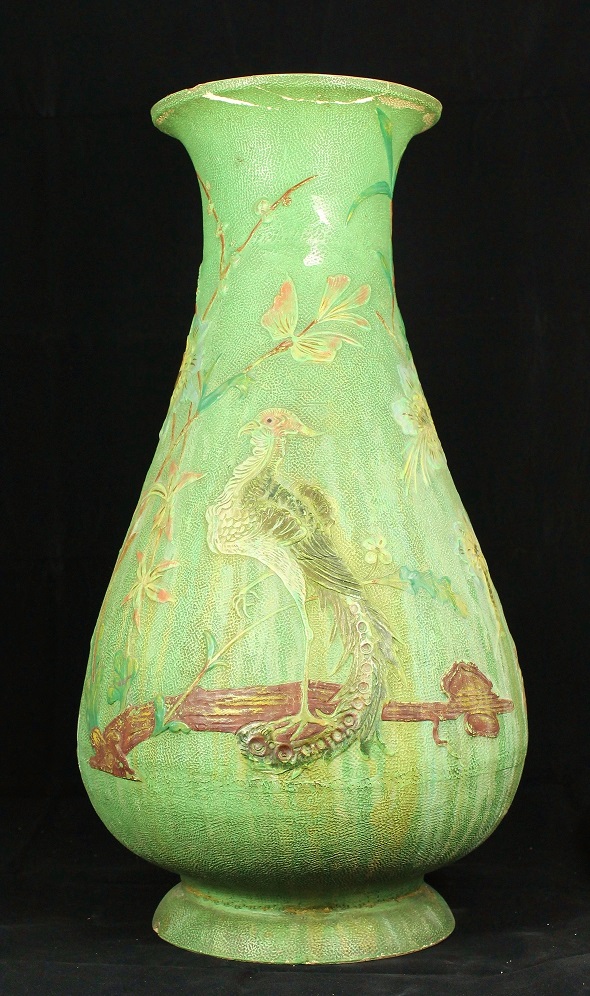 Secesní váza s ptačími motivy