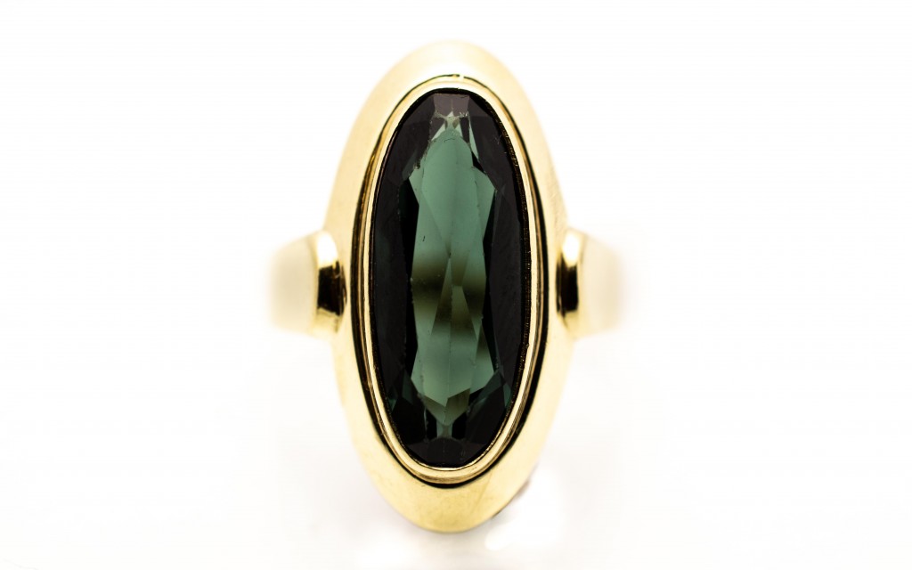 Zlatý prsten se zeleným kamenem - olivín, vel. 55