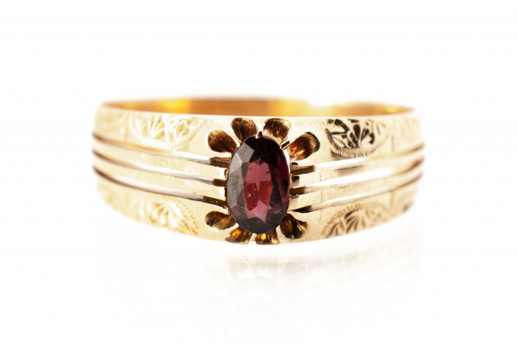 Zlatý prsten s rubínem, Rakousko-Uhersko, vel.58