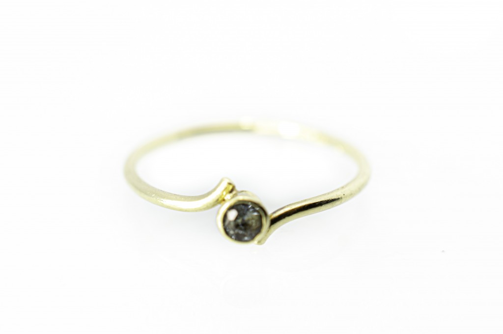 Zlatý prsten s modrým kamínkem, vel. 51