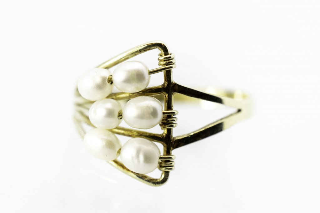 Zlatý prsten s říčními perlami, vel. 62
