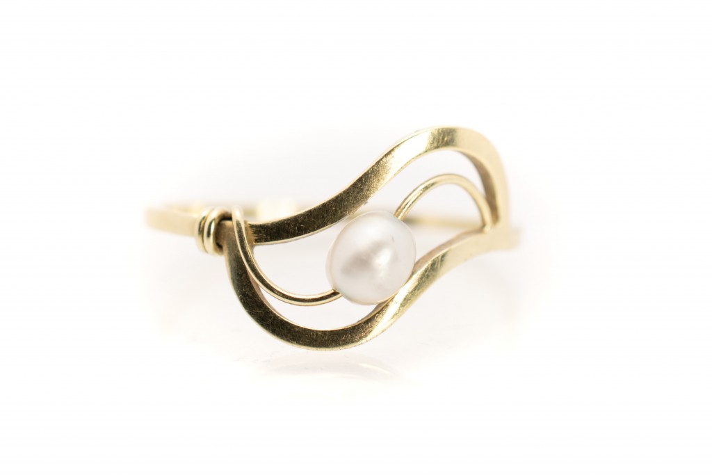 Zlatý prsten s říční perlou, vel. 54