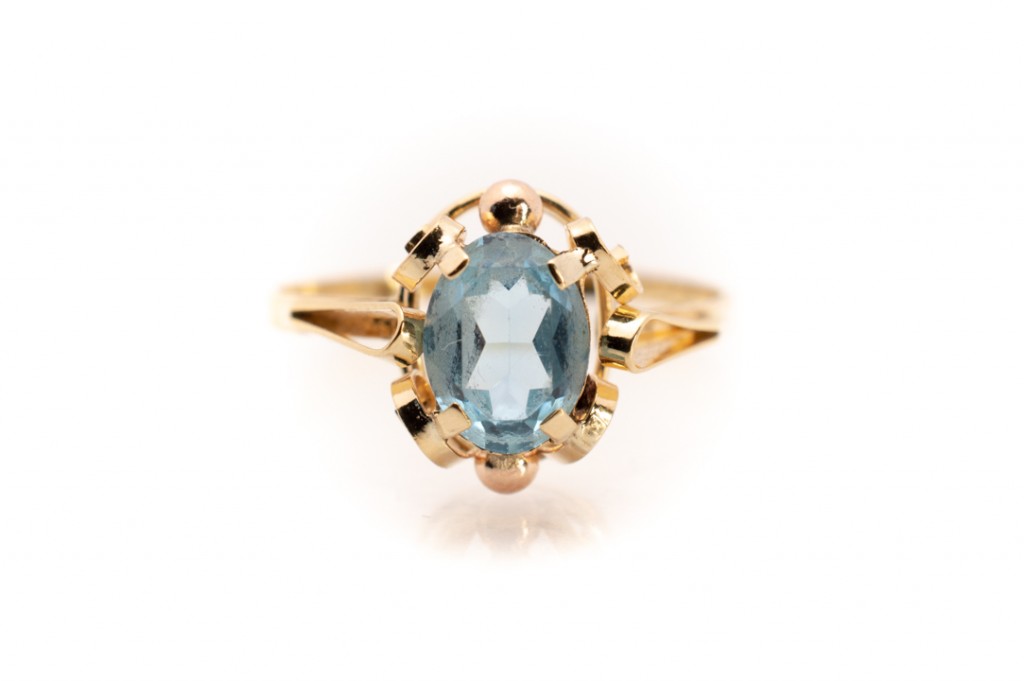 Zlatý prsten s modrým kamenem, vel. 57