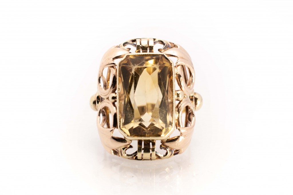 Zlatý prsten s žlutým kamenem, vel. 54