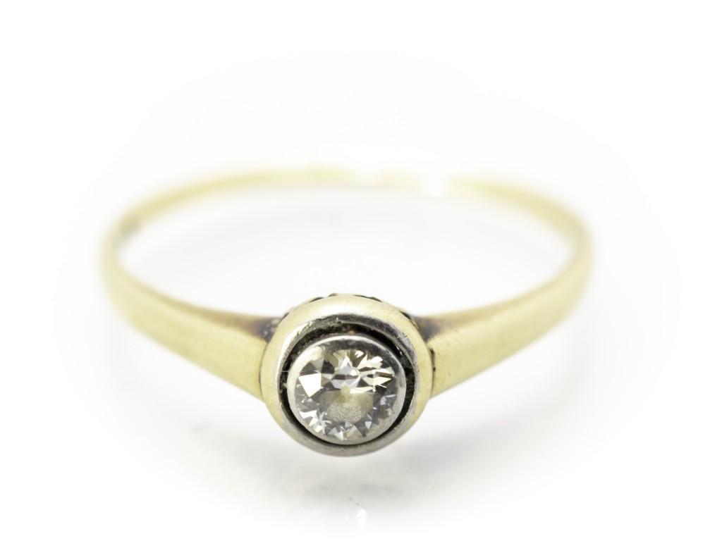 Zlatý prsten s diamantem 0,25 ct, vel. 55
