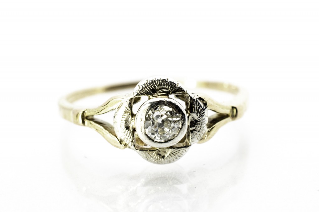 Zlatý prsten s diamantem cca 0,25 ct, vel. 54