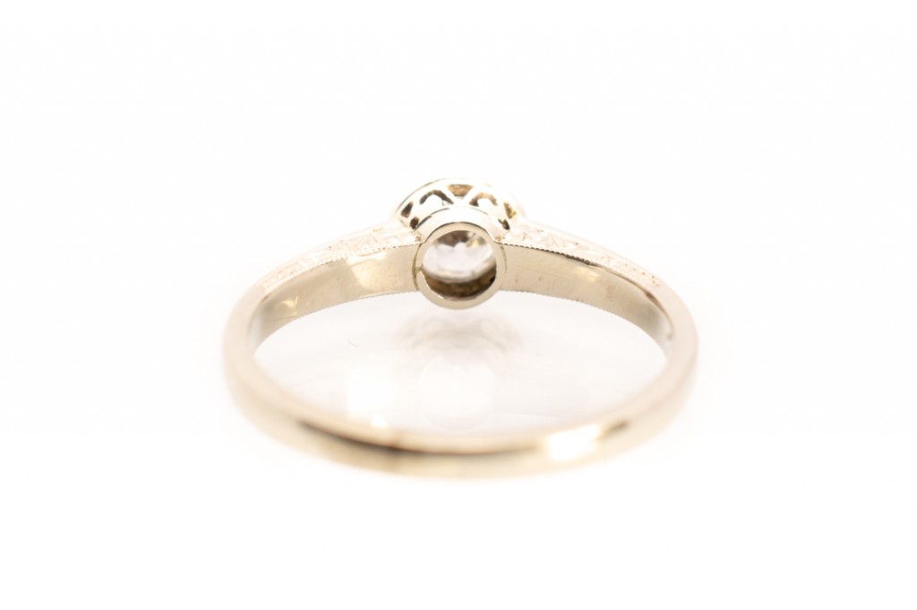 Art deco prsten z bílého zlata s diamantem -  solitér, vel. 57