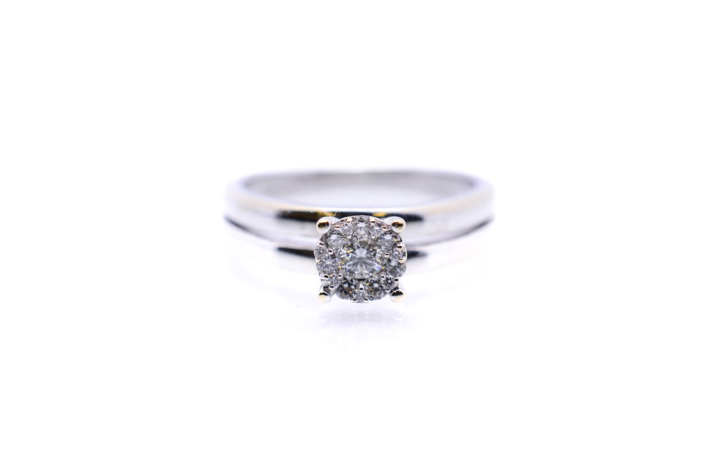 Prsten s bílého zlata s diamanty, vel. 49