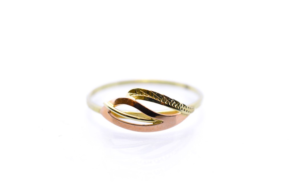 Zlatý prsten, vel. 55