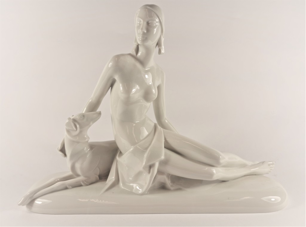 Porcelánová soška art deco - žena a pes, Schliepstein