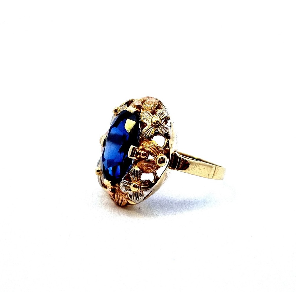 Zlatý prsten s modrým kamenem - safír, vel. 53
