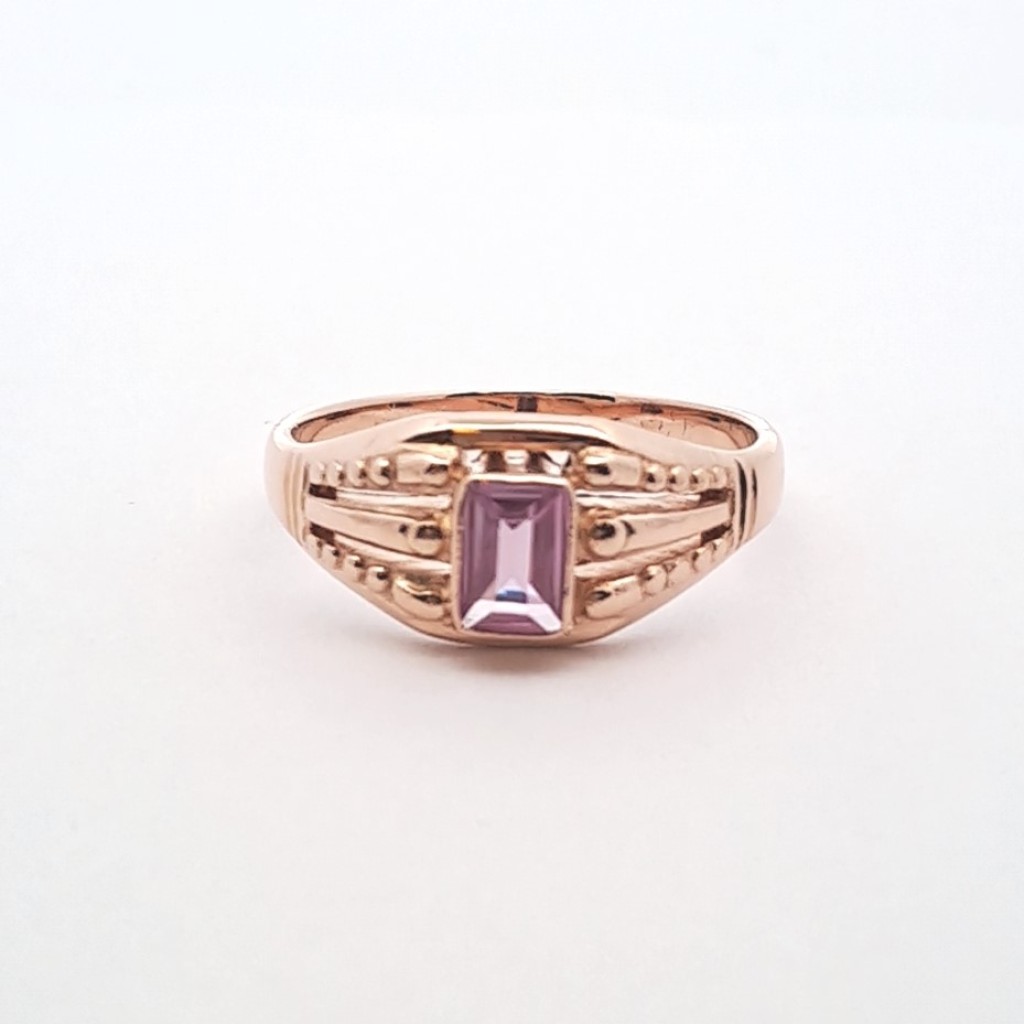 Zlatý prsten s růžovým kamenem, vel. 62