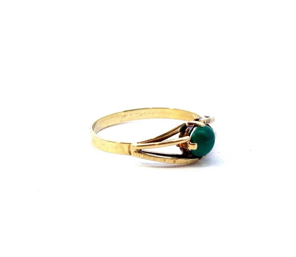 Zlatý prsten s malachitem, vel. 58