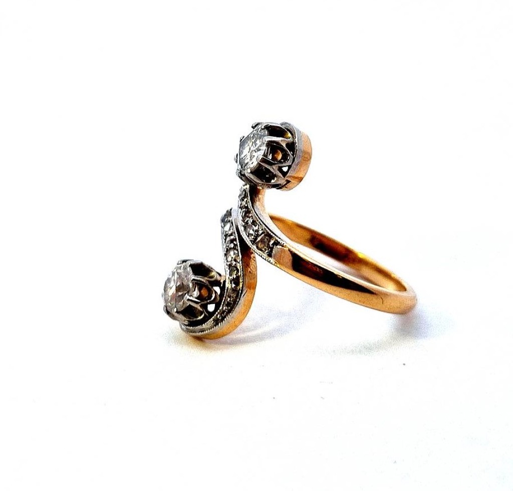 Starožitný zlatý prsten s diamanty, vel. 52