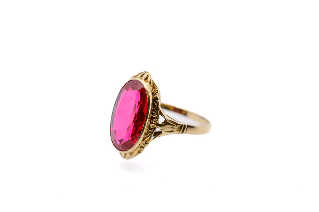 Starožitný zlatý prsten s růžovým kamenem, rubín, vel. 57