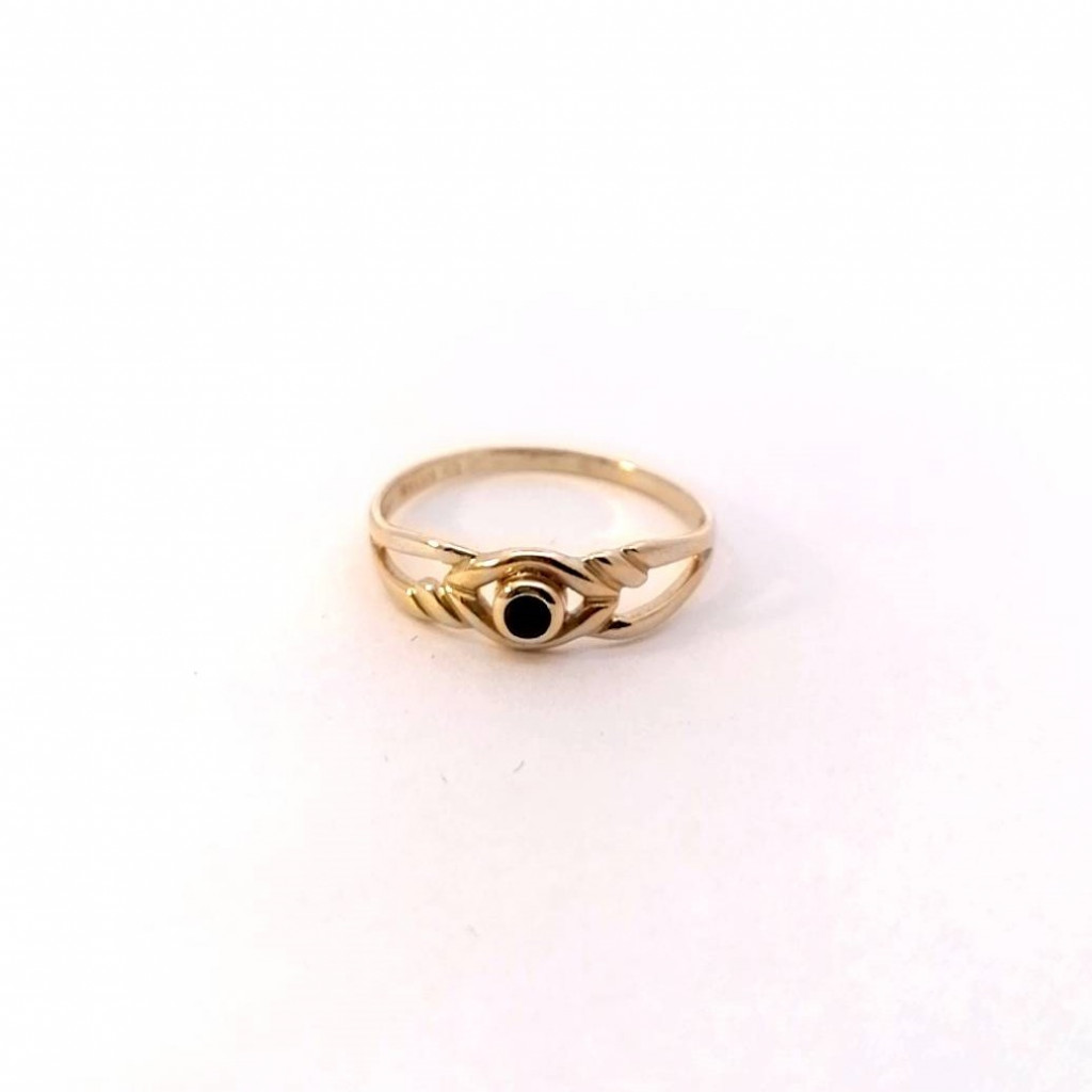 Zlatý prsten se safírem, vel. 57