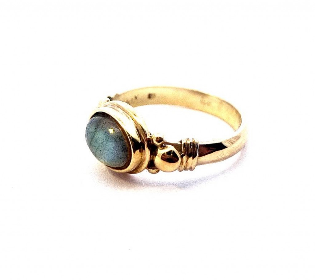 Zlatý prsten s měsíčním kamenem, vel. 50
