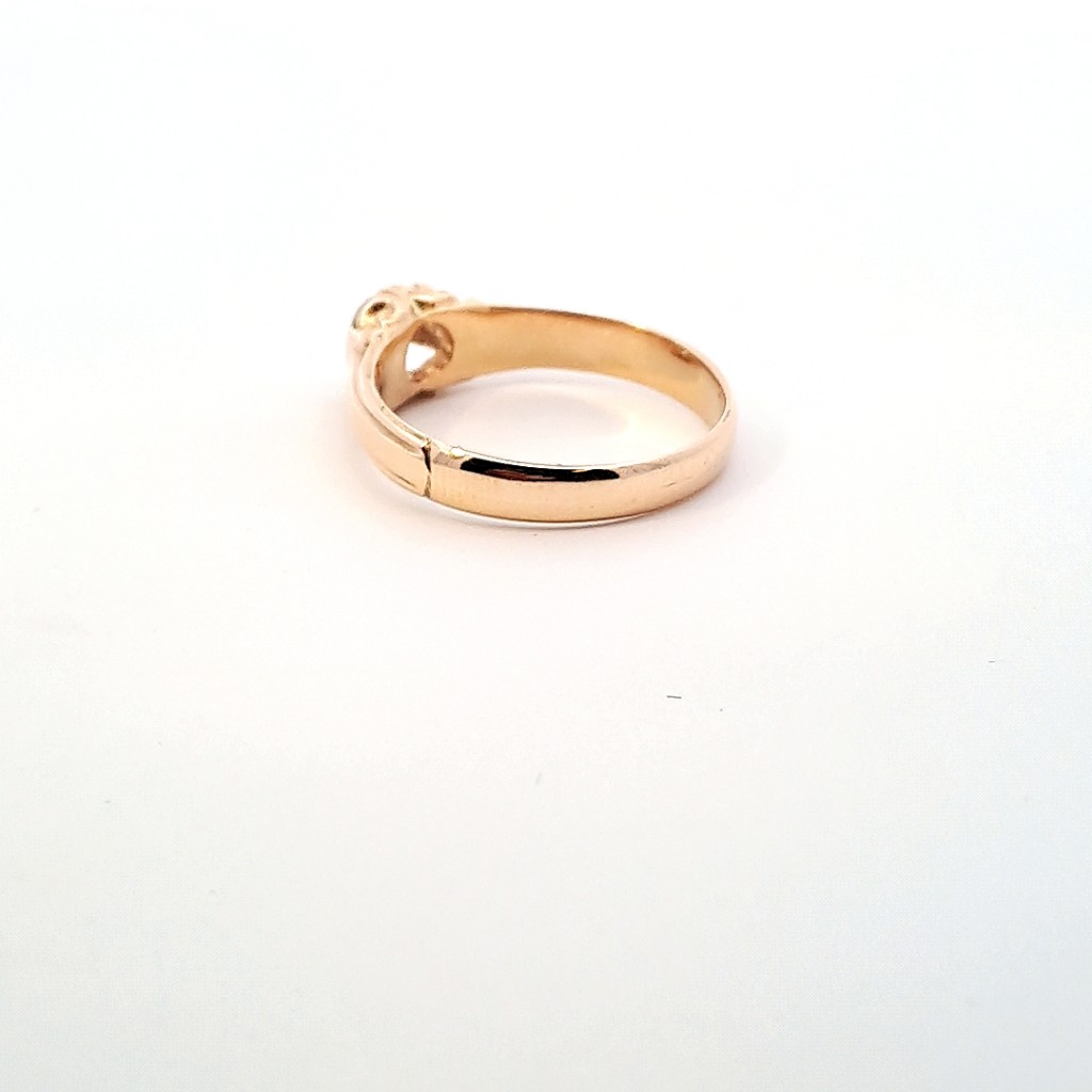 Zlatý prsten s diamantem, vel. 59