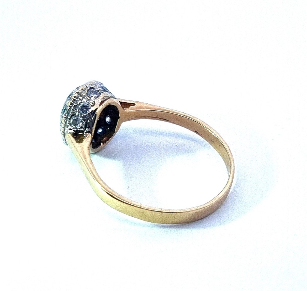 Zlatý prsten se zirkony, vel. 63