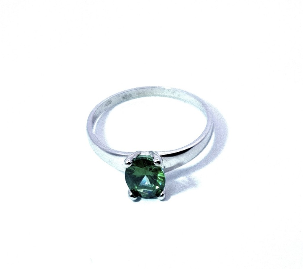 Zlatý prsten se zeleným kamenem, vel. 56