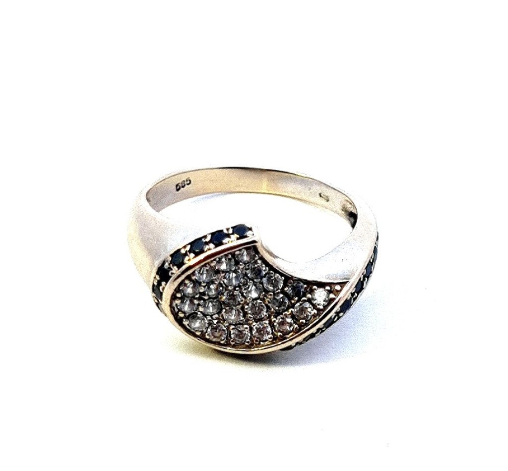 Zlatý prsten se zirkony a černými kamínky, vel.53