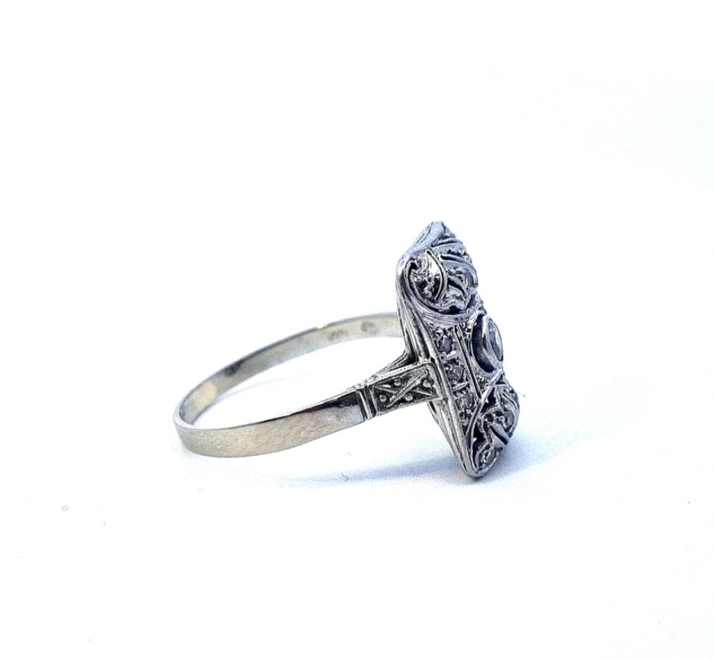 Zlatý prsten s diamantem, I. republika, vel. 53