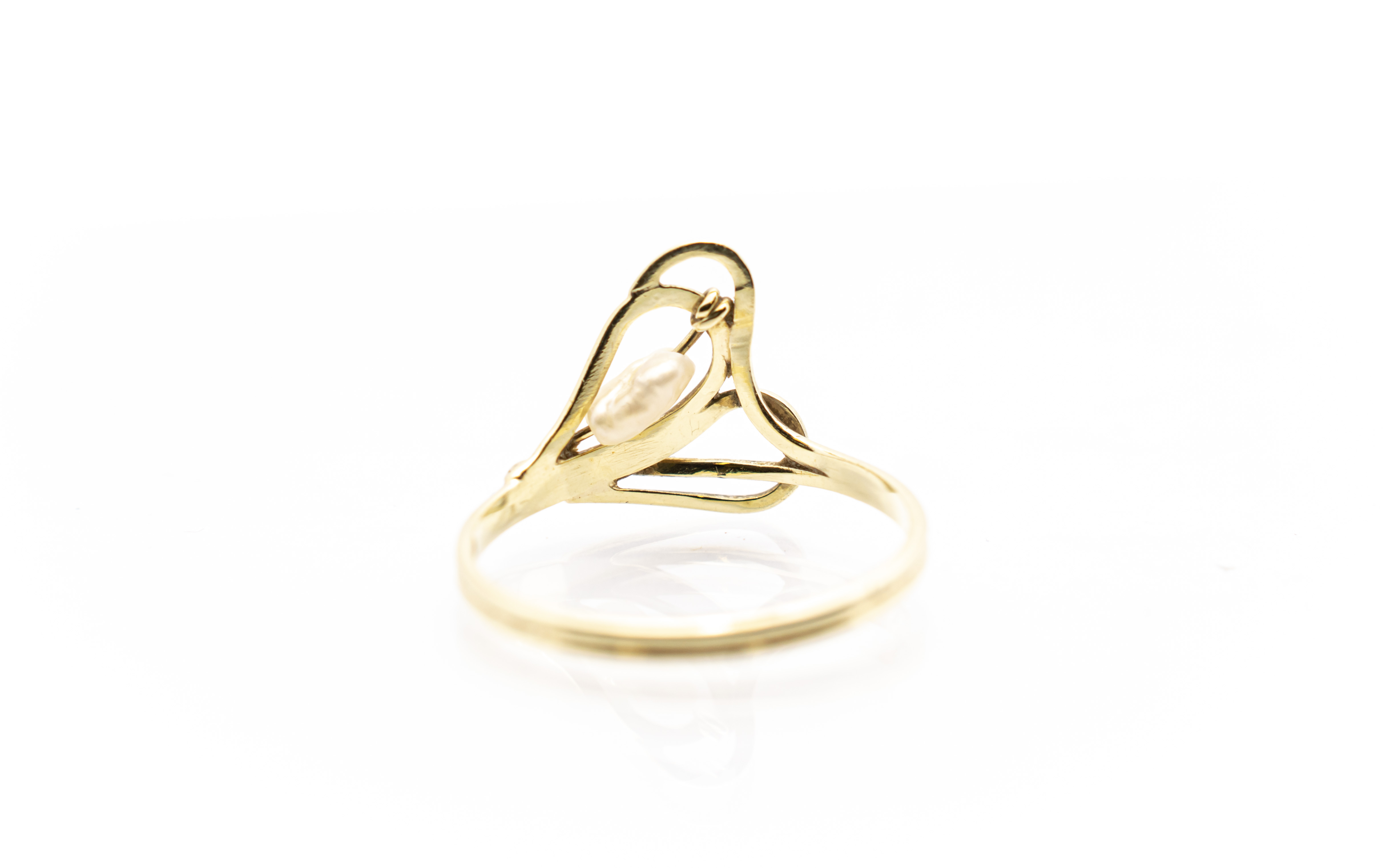 Zlatý prsten s říční perlou, vel. 54