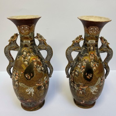 Párové vázy s východním motivem