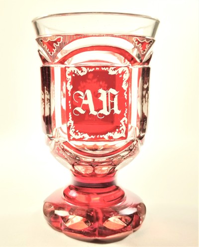 Pohár s monogramem - přejímané sklo - Biedermeier