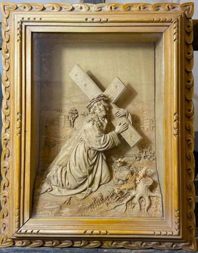 Dřevořezba - Ježíš nesoucí kříž