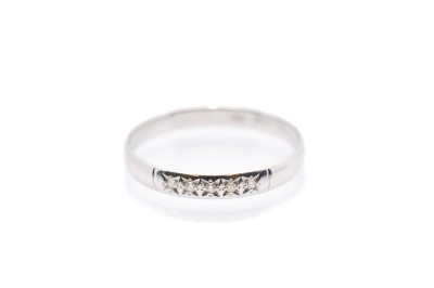 Prsten z bílého zlata s diamanty, vel. 59,5