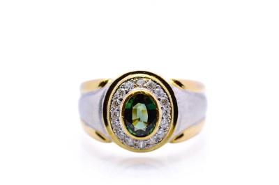 Zlatý prsten s diamanty a zeleným kamenem, vel. 73