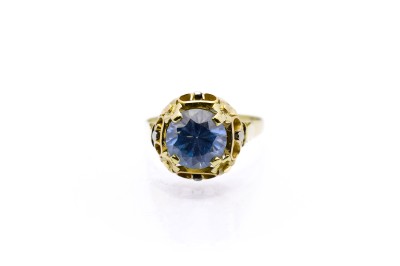 Zlatý prsten s modrým kamenem - topaz, vel. 56,5
