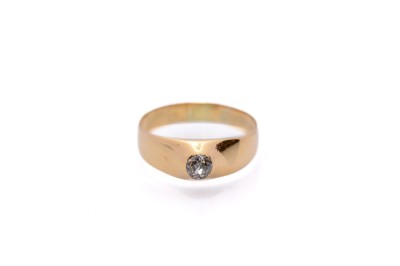 Starožitný zlatý prsten s diamantem, vel. 53
