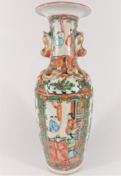 Porcelánová váza - figurální motiv Asie