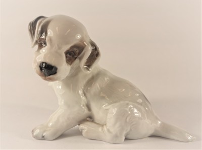 Porcelánová soška - štěně
