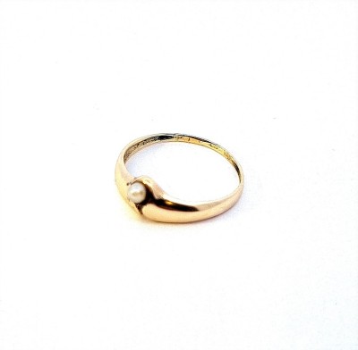 Zlatý prsten s perlou, vel. 52