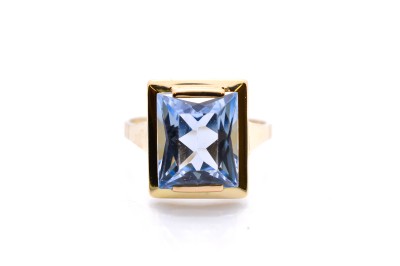 Zlatý prsten s modrým kamenem - topaz, vel. 58