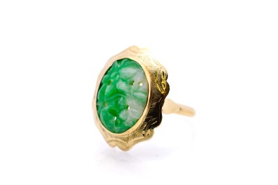 Zlatý prsten s zeleným kamenem - jadeit, vel. 56