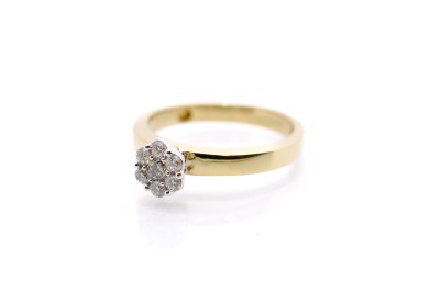 Zlatý prsten s brilianty, vel. 54