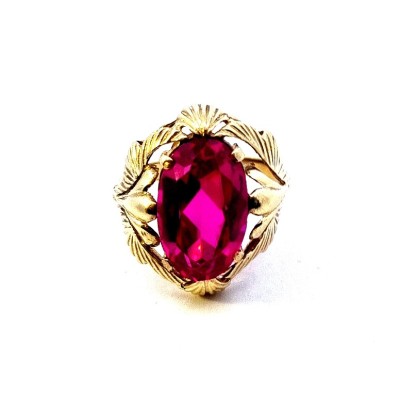 Zlatý prsten s červeným kamenem, vel. 60