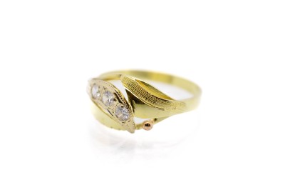 Zlatý prsten se zirkony, vel. 53