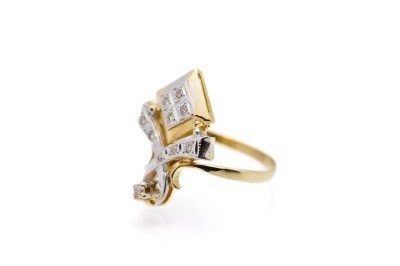 Netradiční zlatý prsten s diamanty , vel. 60