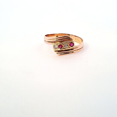 Starožitný zlatý prsten se zirkony a rubíny, vel. 57