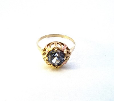 Zlatý prsten s modrým kamenem, vel. 58,5