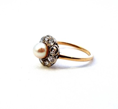 Starožitný zlatý prsten s perlou a diamanty, vel. 55