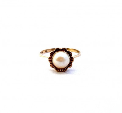 Starožitný zlatý prsten s perlou, vel. 53