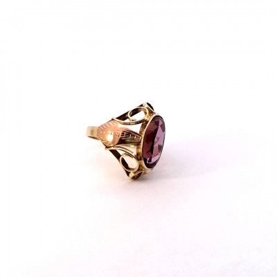 Zlatý prsten s ametystem, vel. 54