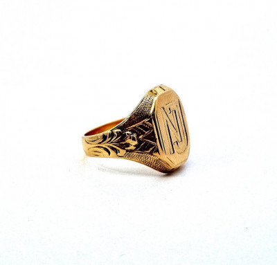 Zlatý prsten s monogramem, vel. 60