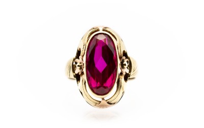 Zlatý prsten s červeným kamenem - rubín, vel. 58